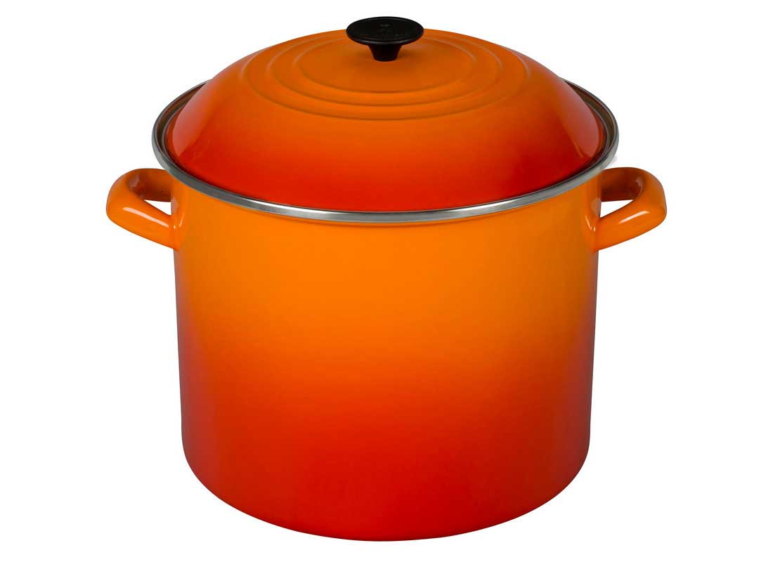Le Creuset Signature Oval 6.75-Qt. Flame Orange Enameled Cast Iron